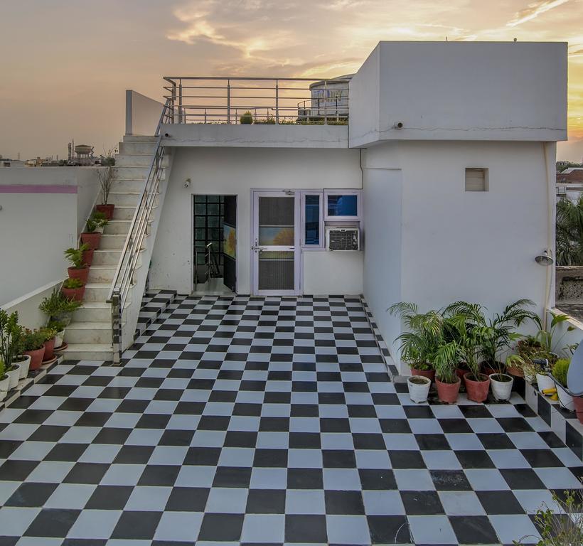 Tuk Tuk Homestay Agra  Extérieur photo