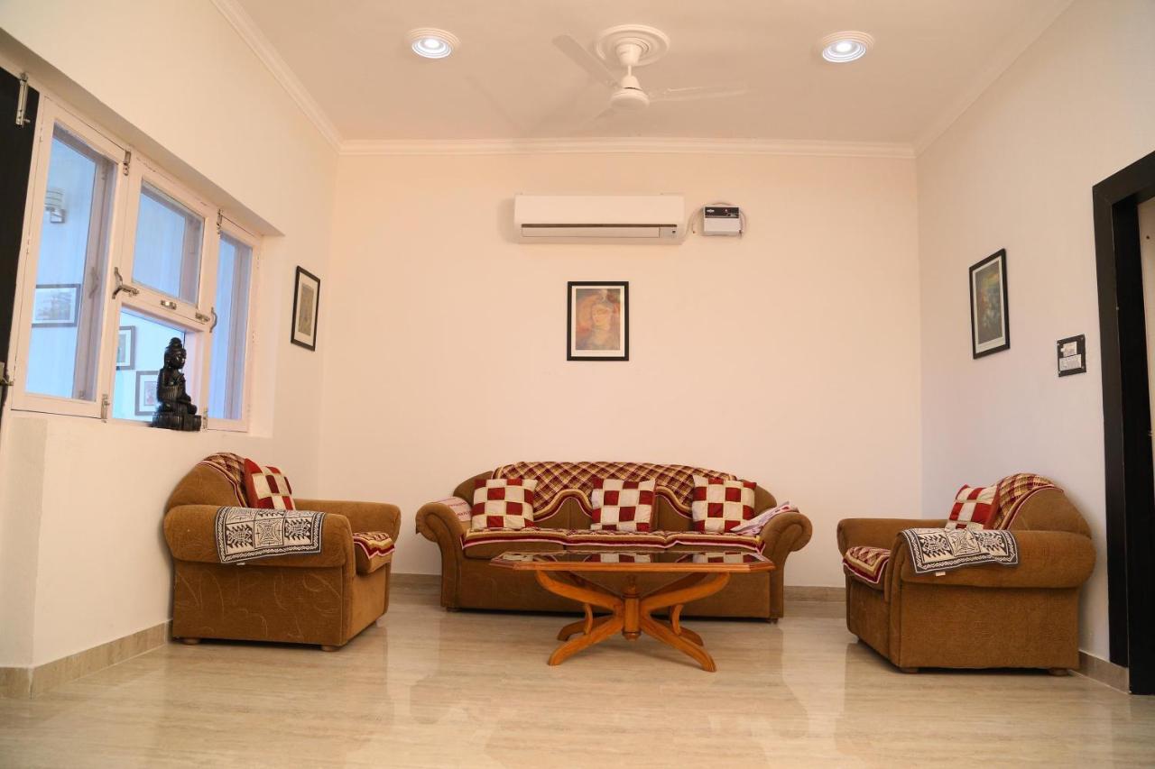 Tuk Tuk Homestay Agra  Extérieur photo